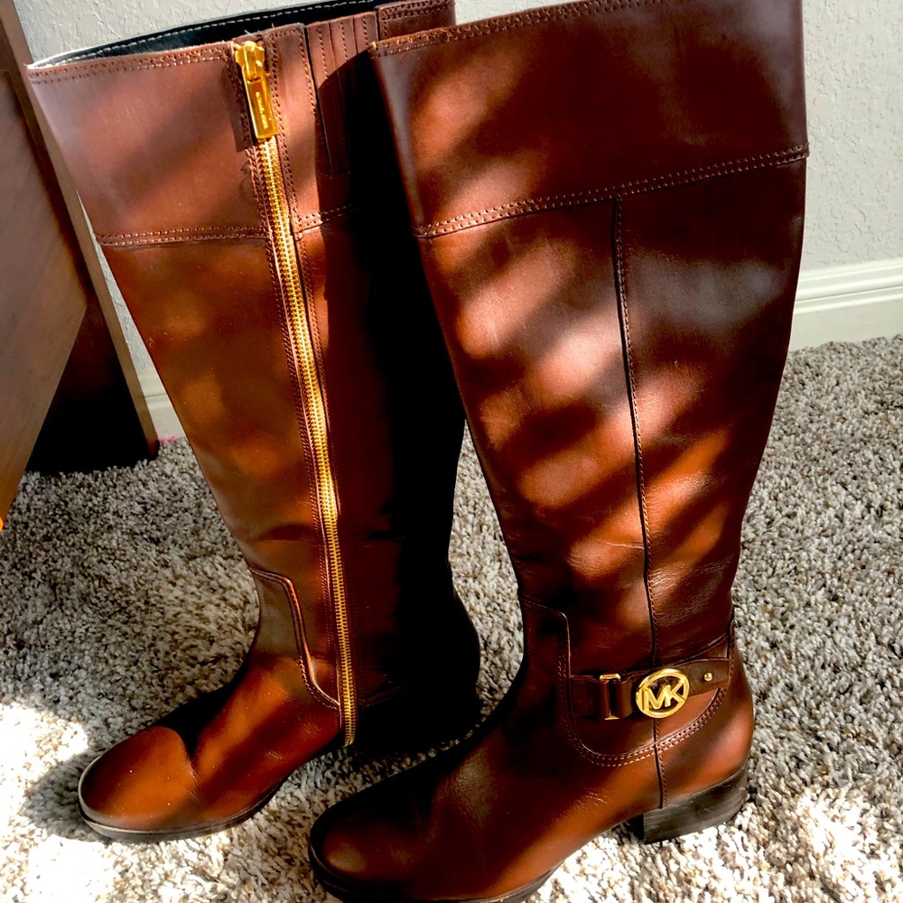 Michael Kors women’s boots size 8m